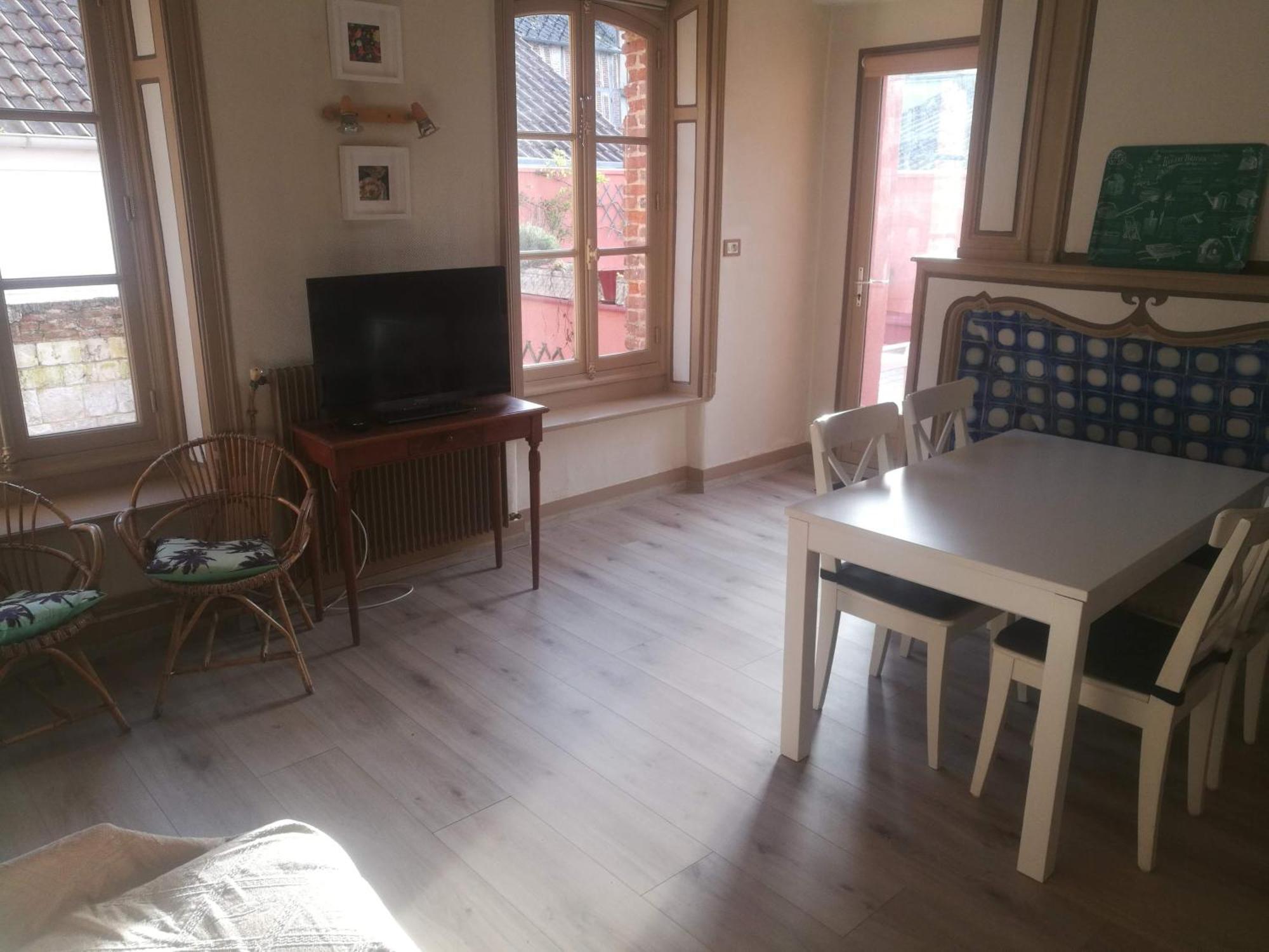 Le Renard D'Or Apartamento Montreuil  Exterior foto